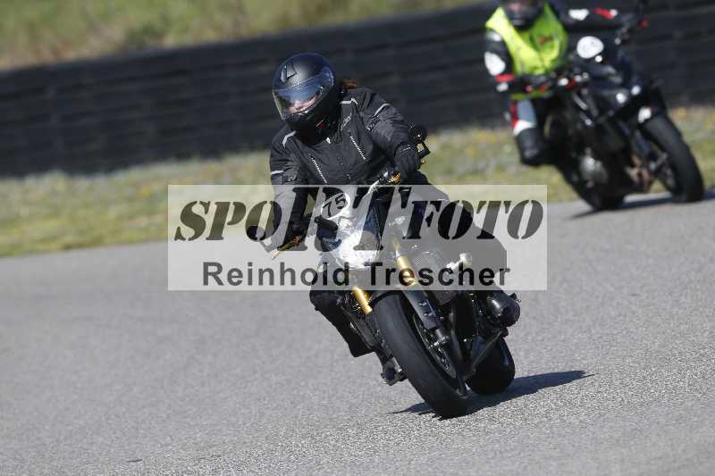 /01 02.04.2026 MAZ ADR/Gruppe gelb Gruppe gruen/75